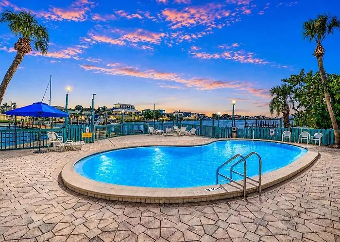 Schantzis On The Gulf 201